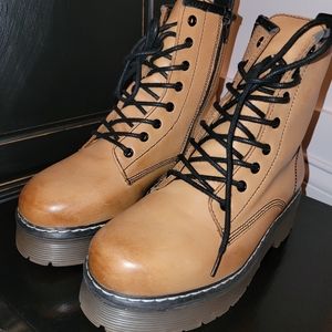 Roolee Elvis Platform Size 38 (7) Peru